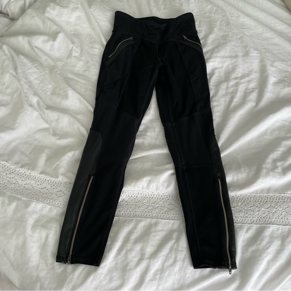 Athleta SMALL Ponte Luxe Moto Faux Leather Leggings black